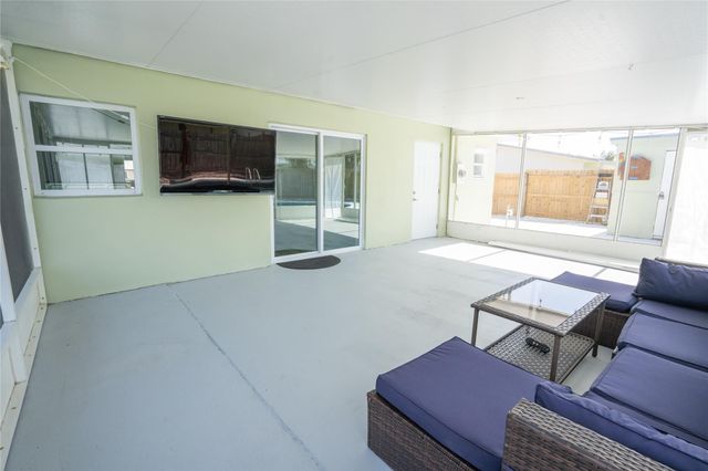 1415 NE Silver Maple Way, Jensen Beach, FL 34957