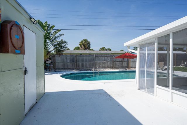 1415 NE Silver Maple Way, Jensen Beach, FL 34957