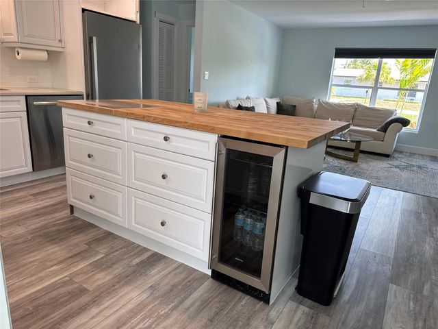 1415 NE Silver Maple Way, Jensen Beach, FL 34957
