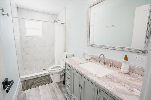 1415 NE Silver Maple Way, Jensen Beach, FL 34957