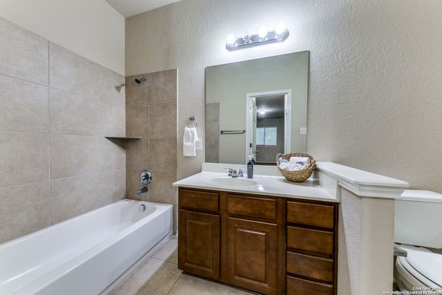 302 Eglington Way, Cibolo, TX 78108