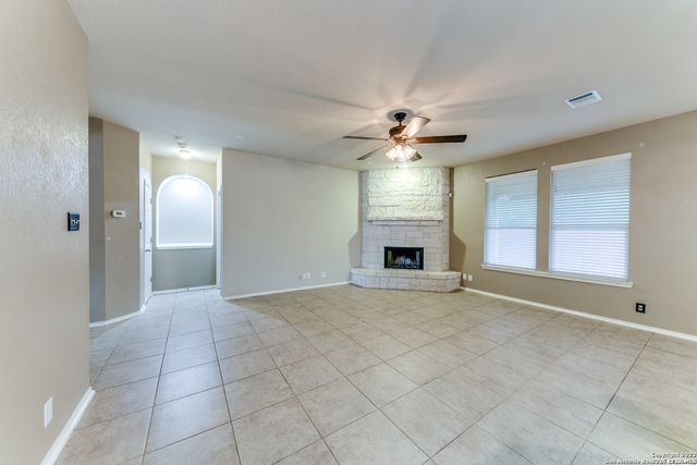 302 Eglington Way, Cibolo, TX 78108