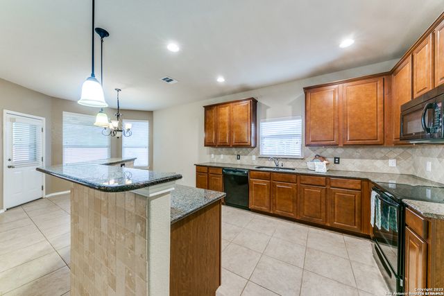 302 Eglington Way, Cibolo, TX 78108