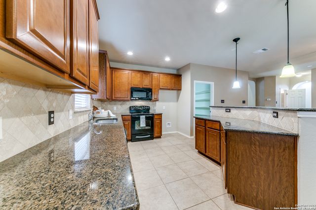 302 Eglington Way, Cibolo, TX 78108