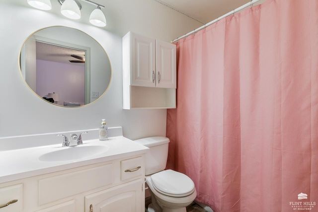 6004 Tumbleweed Terrace, Manhattan, KS 66502