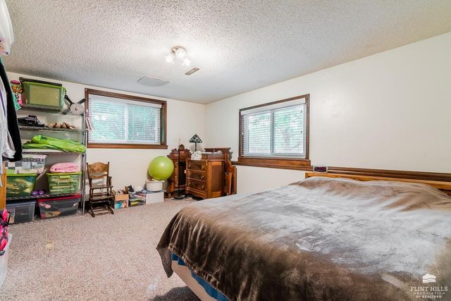 6004 Tumbleweed Terrace, Manhattan, KS 66502