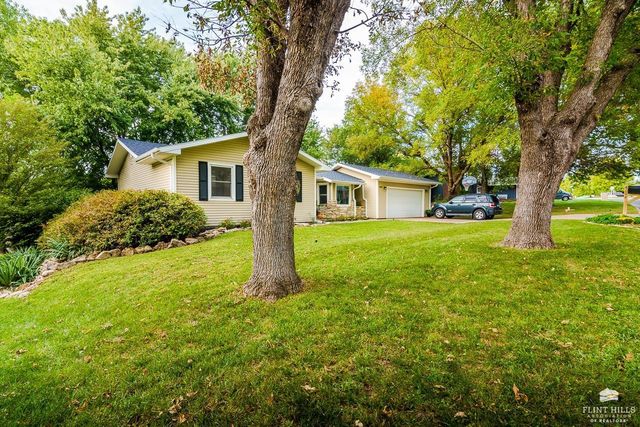 6004 Tumbleweed Terrace, Manhattan, KS 66502