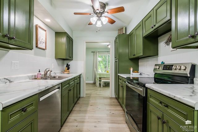 6004 Tumbleweed Terrace, Manhattan, KS 66502