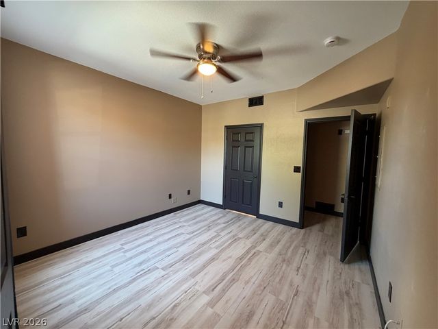 8000 West Badura Avenue 1001, Las Vegas, NV 89113