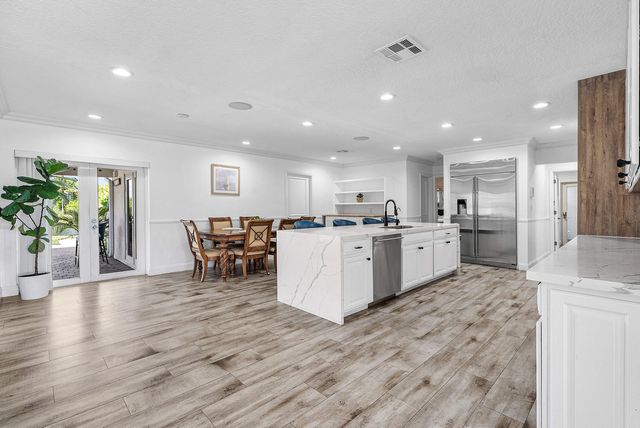 3815 S Lake Drive, Boynton Beach, FL 33435