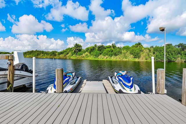 3815 S Lake Drive, Boynton Beach, FL 33435