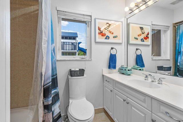 3815 S Lake Drive, Boynton Beach, FL 33435