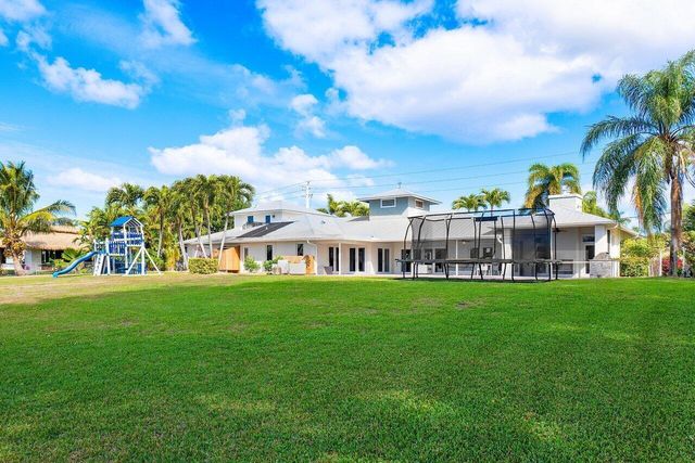 3815 S Lake Drive, Boynton Beach, FL 33435