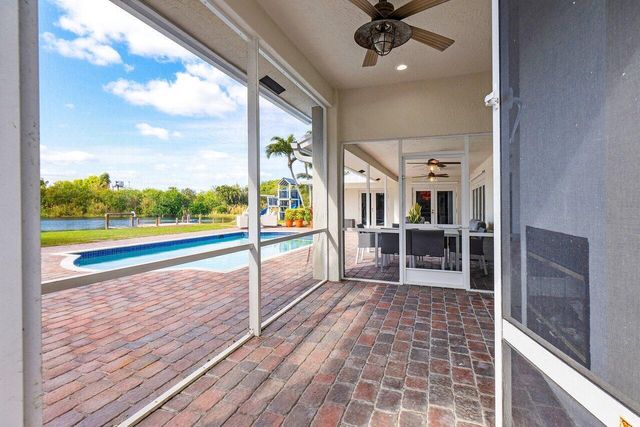 3815 S Lake Drive, Boynton Beach, FL 33435