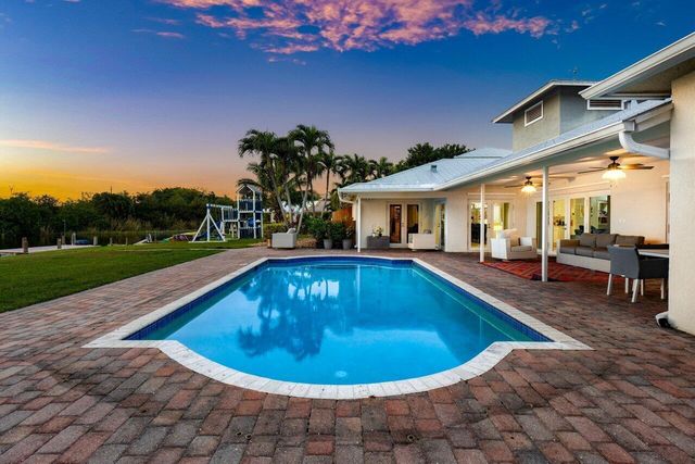 3815 S Lake Drive, Boynton Beach, FL 33435