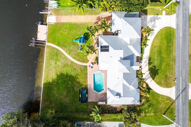 3815 S Lake Drive, Boynton Beach, FL 33435
