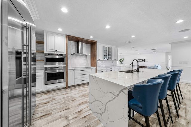 3815 S Lake Drive, Boynton Beach, FL 33435