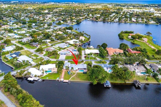 3815 S Lake Drive, Boynton Beach, FL 33435