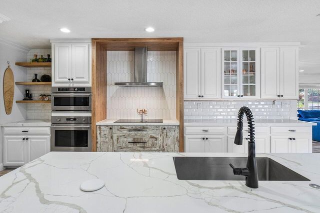 3815 S Lake Drive, Boynton Beach, FL 33435