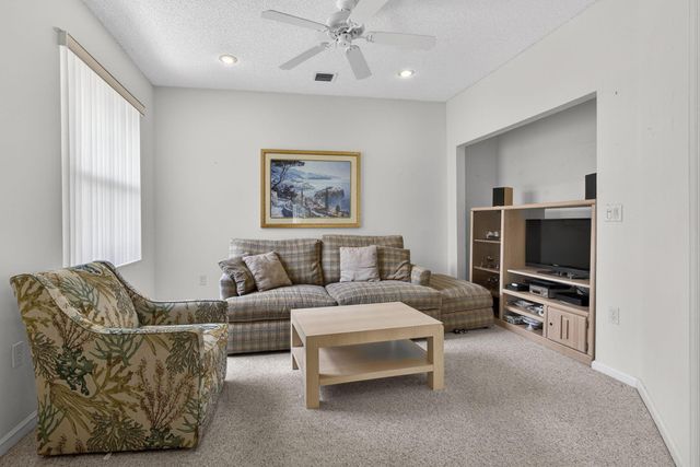 9868 D Summerbrook Terrace, Boynton Beach, FL 33437