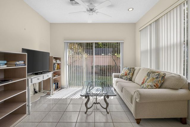 9868 D Summerbrook Terrace, Boynton Beach, FL 33437