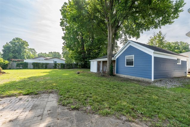 816 River Street, Three Rivers, MI 49093