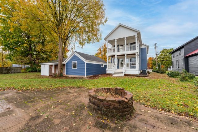 816 River Street, Three Rivers, MI 49093