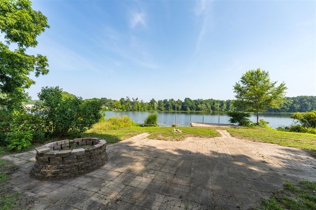 816 River Street, Three Rivers, MI 49093