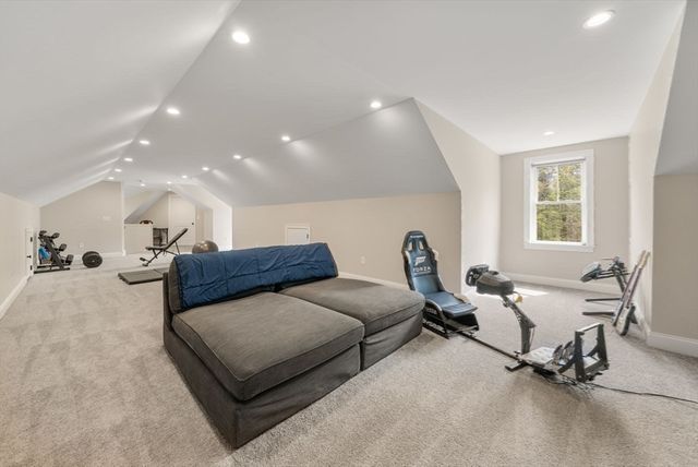 42 North St, Norfolk, MA 02056
