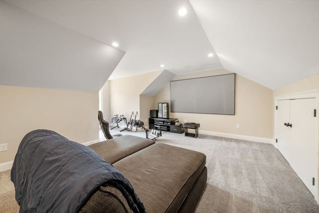 42 North St, Norfolk, MA 02056