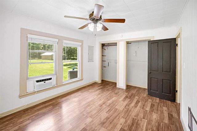 247 Blue Lake Drive, Huffman, TX 77336