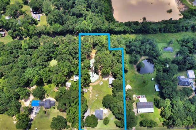 247 Blue Lake Drive, Huffman, TX 77336