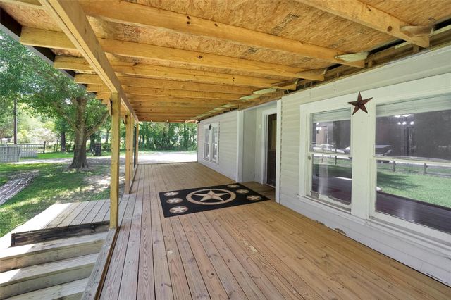 247 Blue Lake Drive, Huffman, TX 77336