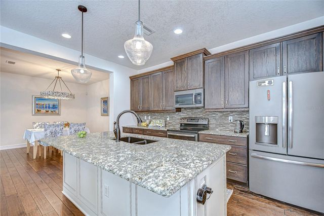 7013 BRIARHILL COURT, Tampa, FL 33625