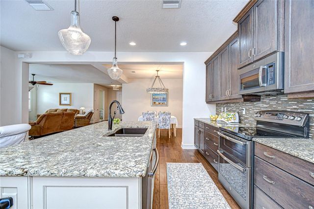 7013 BRIARHILL COURT, Tampa, FL 33625