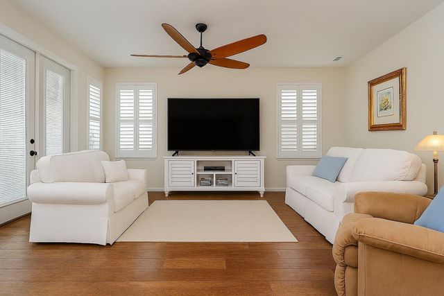 7013 BRIARHILL COURT, Tampa, FL 33625