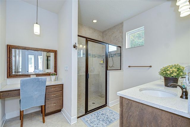 7013 BRIARHILL COURT, Tampa, FL 33625