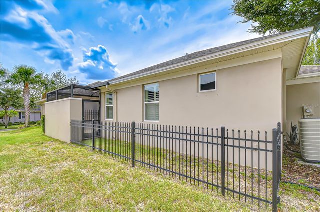 7013 BRIARHILL COURT, Tampa, FL 33625