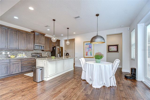 7013 BRIARHILL COURT, Tampa, FL 33625