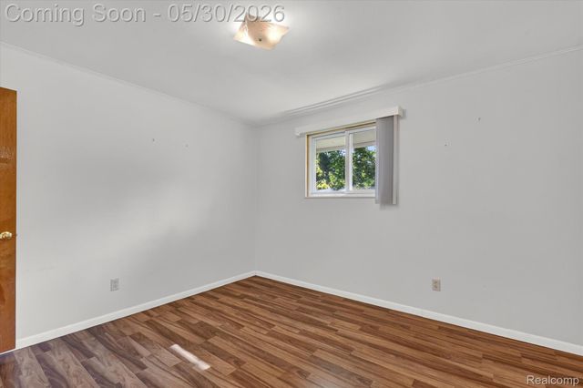 721 Robbinann Drive, Waterford Charter Township, MI 48328