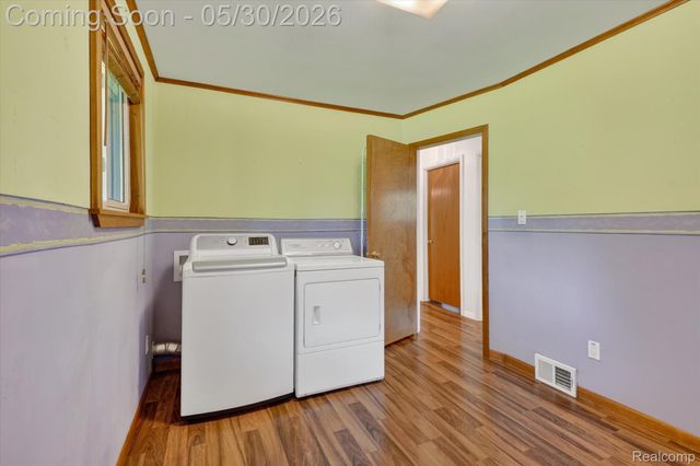 721 Robbinann Drive, Waterford Charter Township, MI 48328