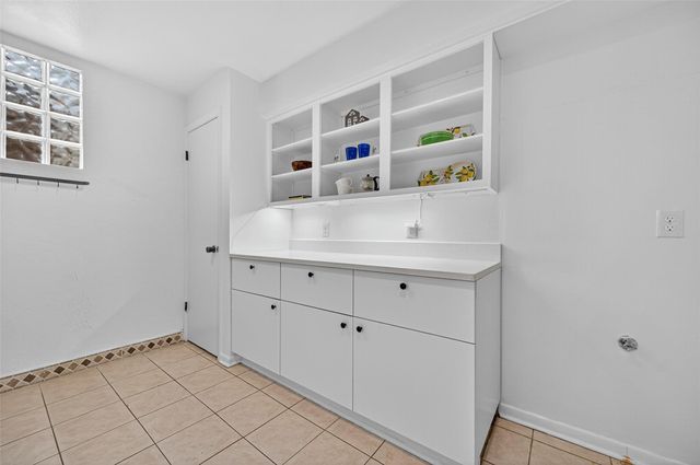 11603 Lakeside Place Drive, Houston, TX 77077