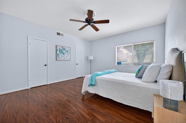 11603 Lakeside Place Drive, Houston, TX 77077