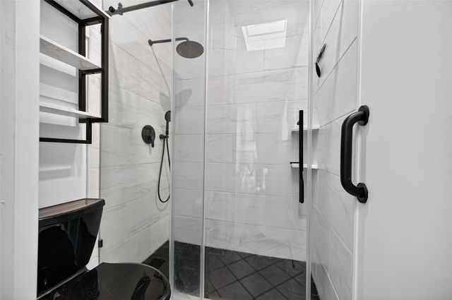 11603 Lakeside Place Drive, Houston, TX 77077