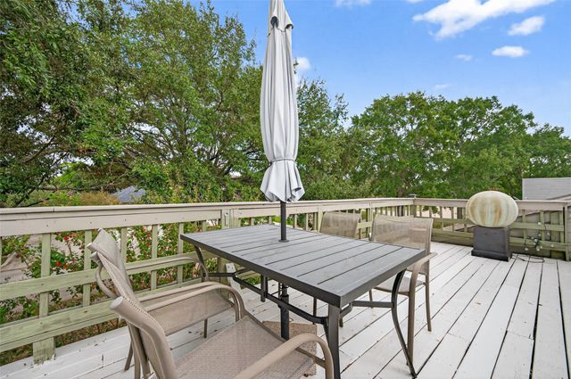 11603 Lakeside Place Drive, Houston, TX 77077