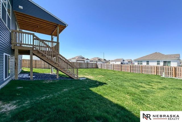 8516 S 184th Way, Omaha, NE 68136