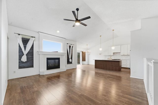 11420 E Pine Meadow Ct, Wichita, KS 67206