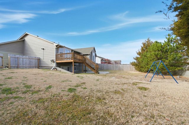 11420 E Pine Meadow Ct, Wichita, KS 67206