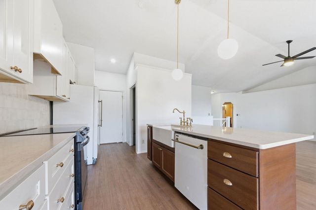 11420 E Pine Meadow Ct, Wichita, KS 67206