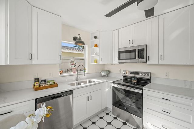 1412 DURLING DRIVE S, South Pasadena, FL 33707